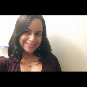 Meet your Posher, Stephania